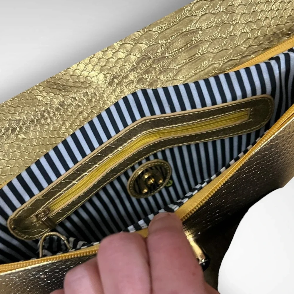 NILA ANTHONY Metallic Gold Large Clutch With Detachable‎ Strap | EUC
